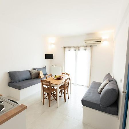 Muses Apartments Agia Anna  Exterior foto