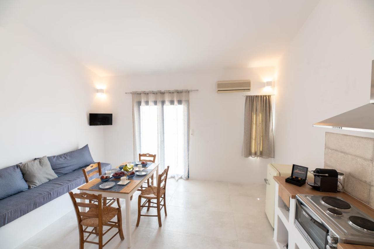 Muses Apartments Agia Anna  Exterior foto